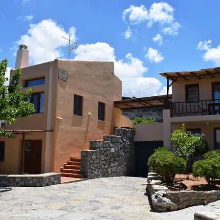 מלון Magia Village 3*